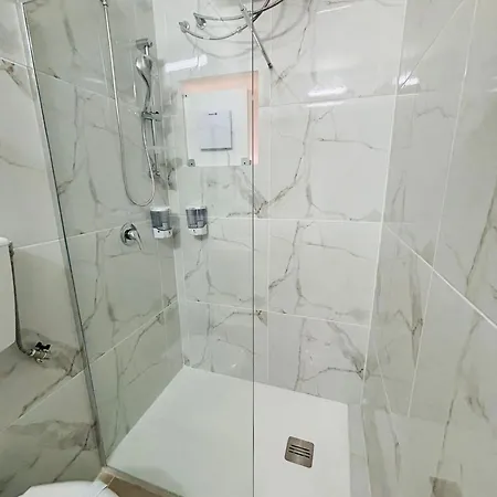 Dante Apartman *
