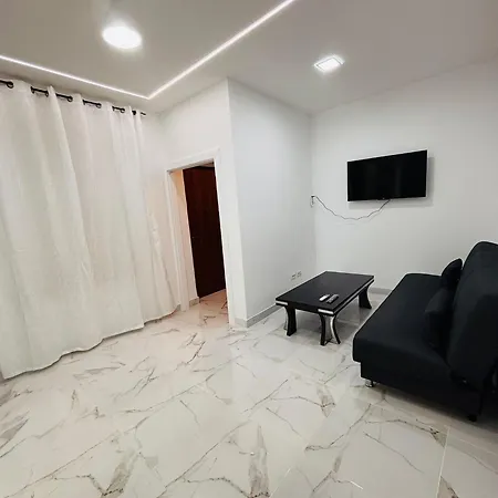 Dante Apartman Bari